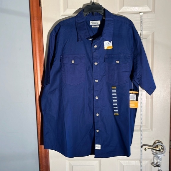 NWT-Eddie Bauer-2XL-Blue-short sleeve, stain resistant, button-down shirt - Picture 1 of 11